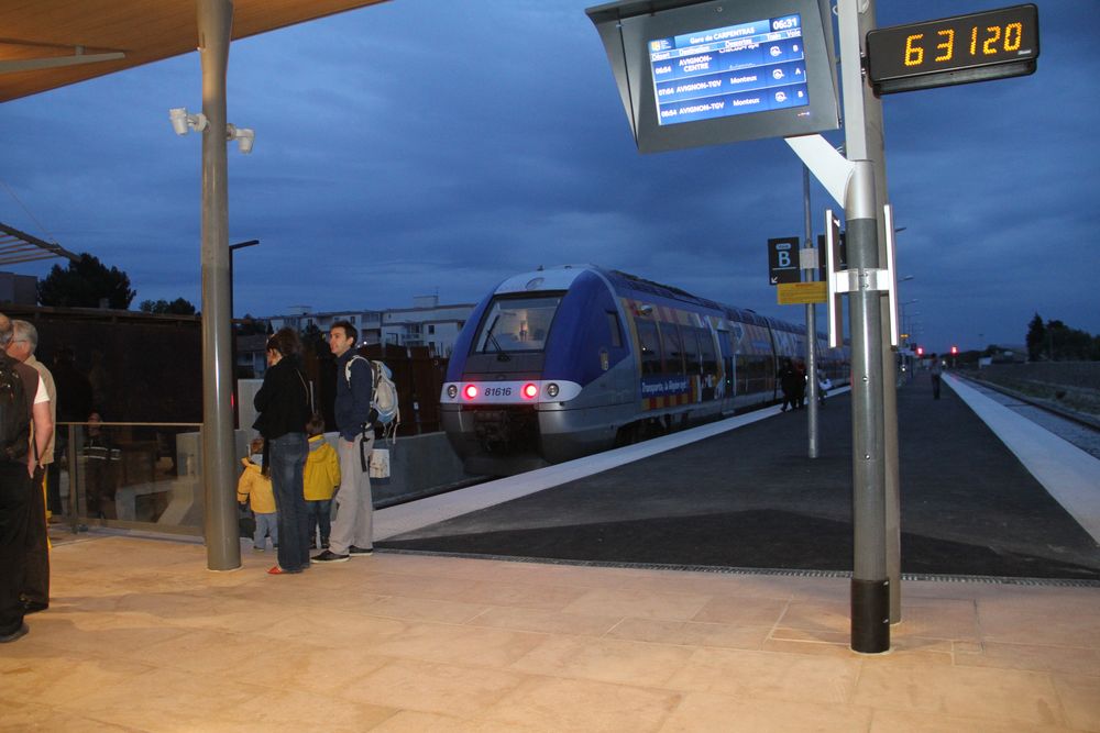 Premier train en gare de Carpentras